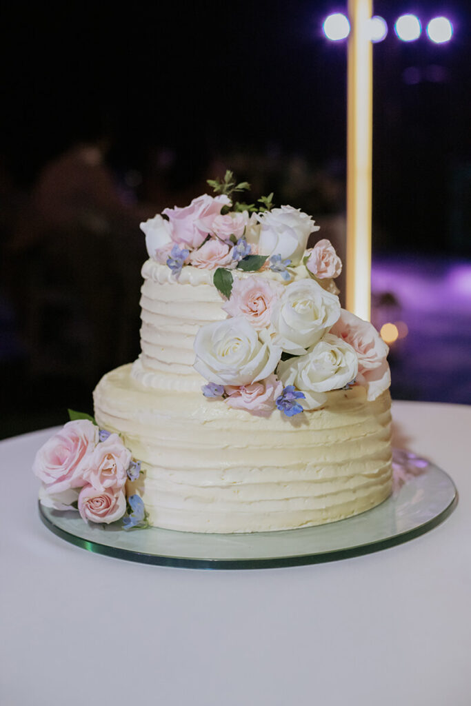 Lauren & Matthew's Destination Wedding at Dreams Vista Cancun | wedding cake