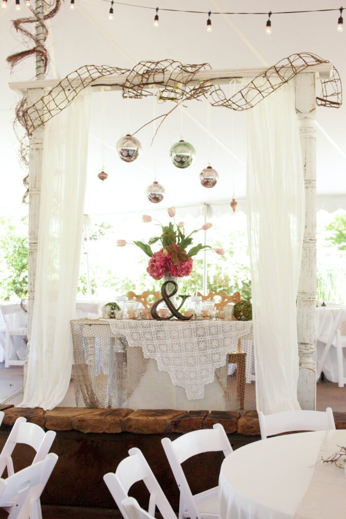 Wedding Sweetheart Table