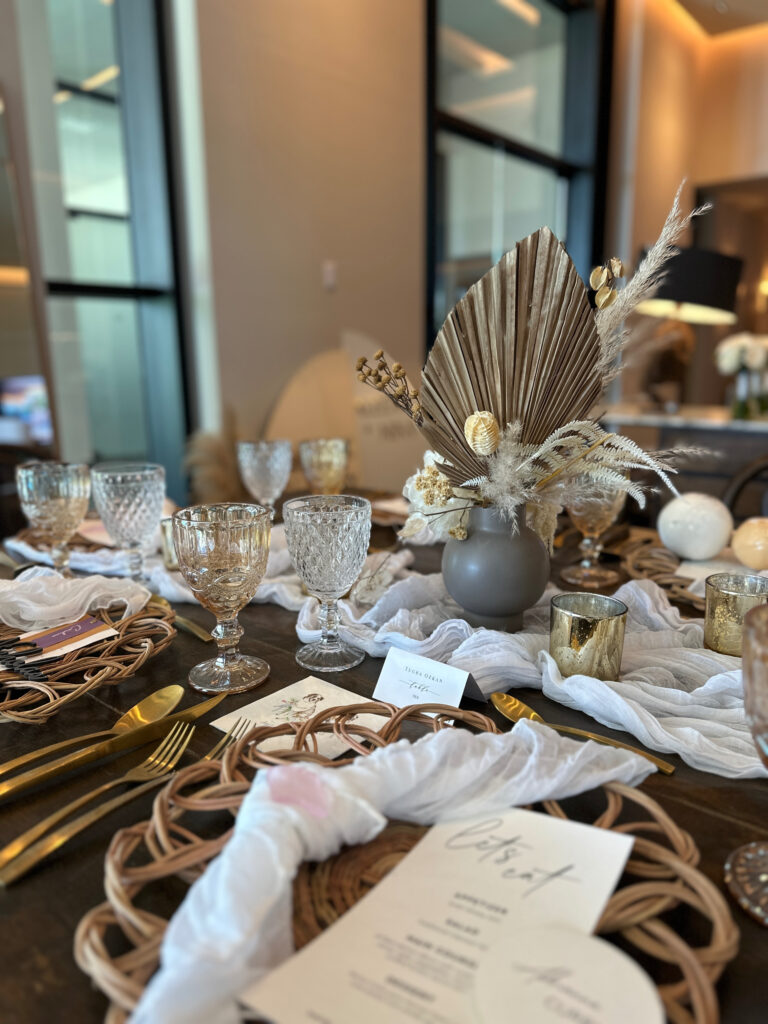 Secrets Moxché wedding tablescape ideas