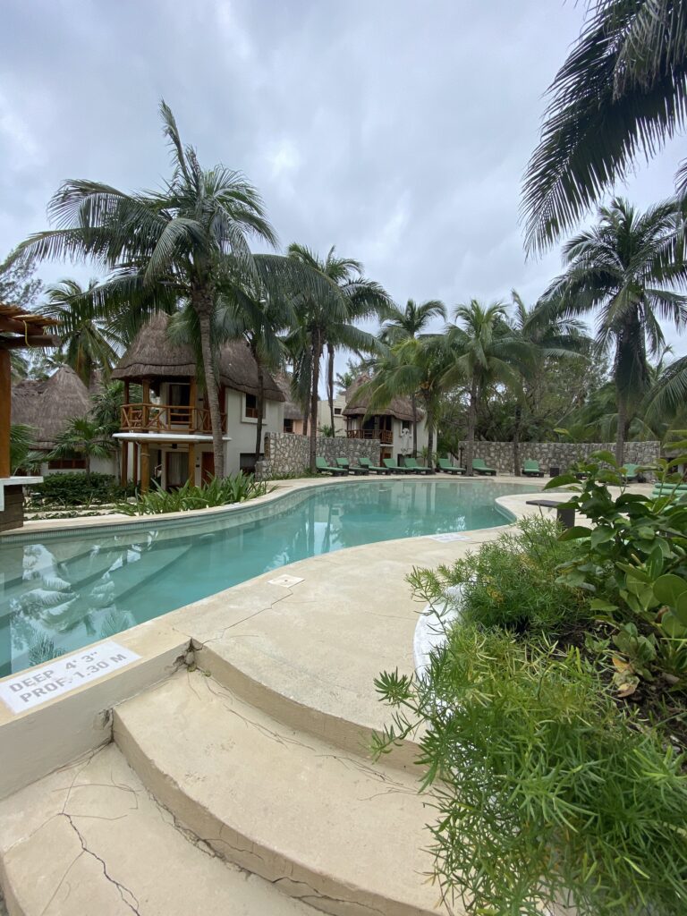 all inclusive honeymoon resort pool area