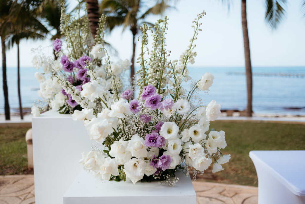 wedding ceremony flowers