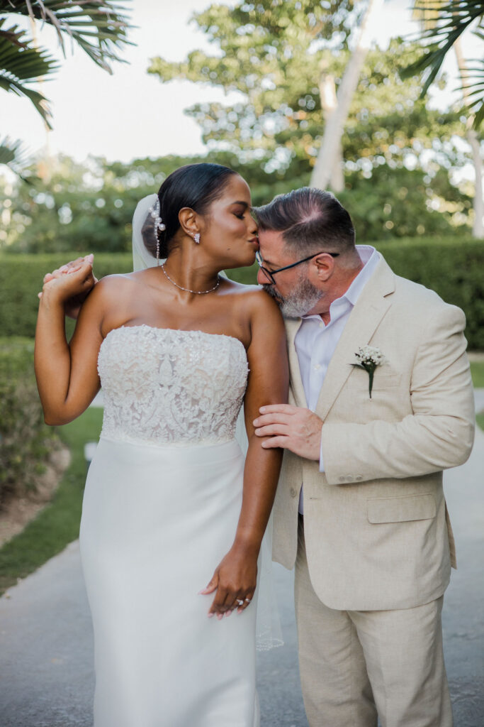 dominican republic destination wedding couple